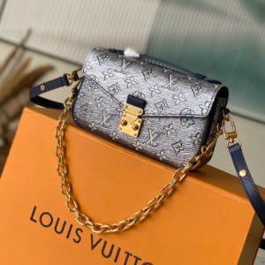 Louis Vuitton Pochette Métis East West Handbag – Silver
