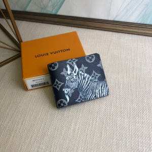 Louis Vuitton Monogram canvas Practical Multiple Wallet – Black