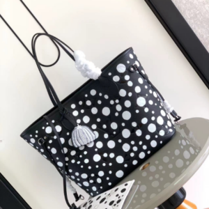 Louis Vuitton Neverfull Medium-Sized Handbag – Black