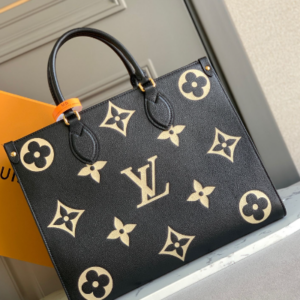 Louis Vuitton Medium Tote Bag – Black