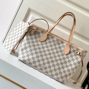 Louis Vuitton Neverfull MM Tote Bag