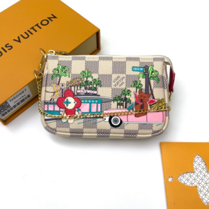 Louis Vuitton Mini Pochette Accessoires Clutch Bag