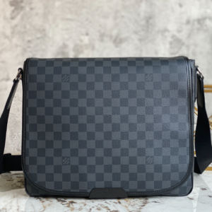 Louis Vuitton Men’s Daniel Messenger Handbag